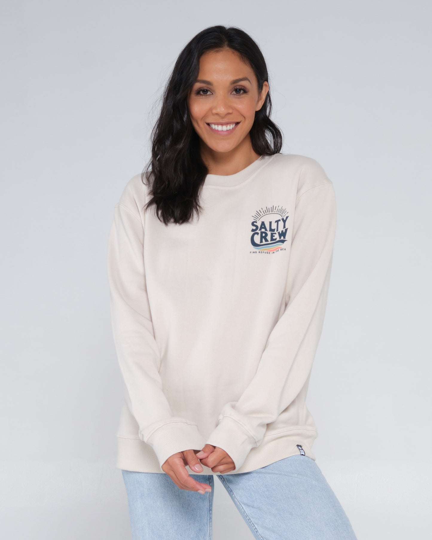 alternate front angled view of The Wave Natural Crew
