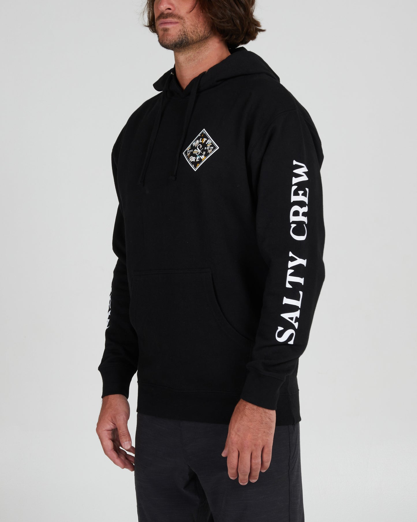 On body front angle of the Tippet Shores Fill Black Hood Fleece
