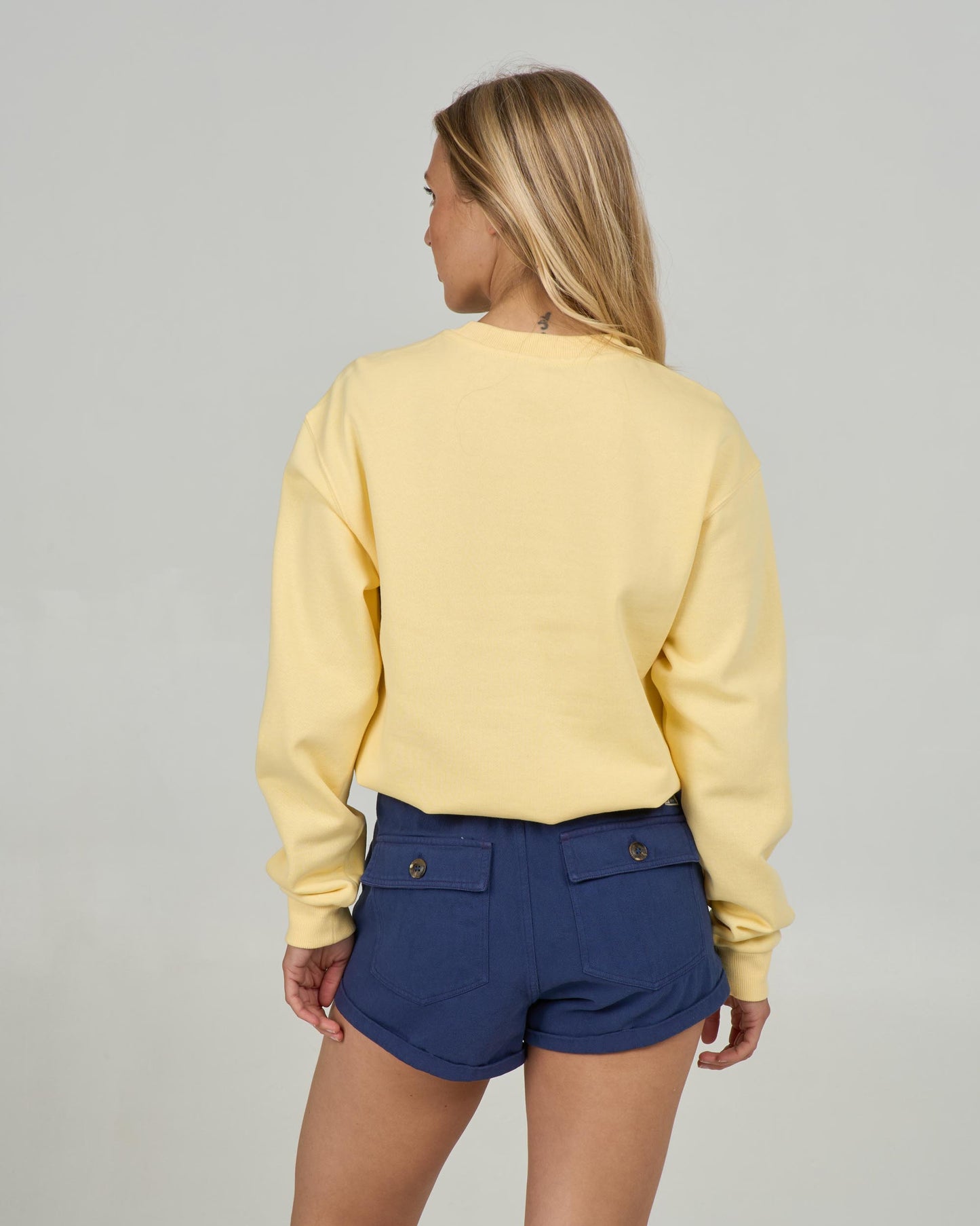 Back view of the Dock Line Crew - Sunshine.