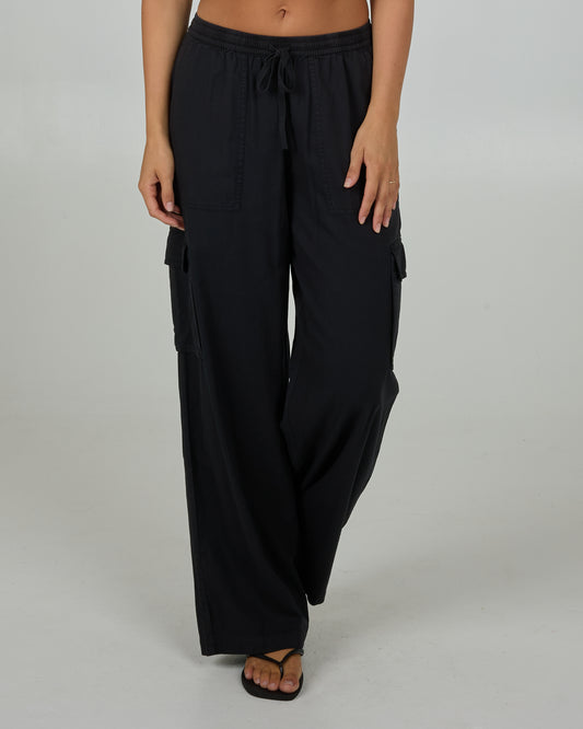 Front view of the Driftwood Pant - Black.