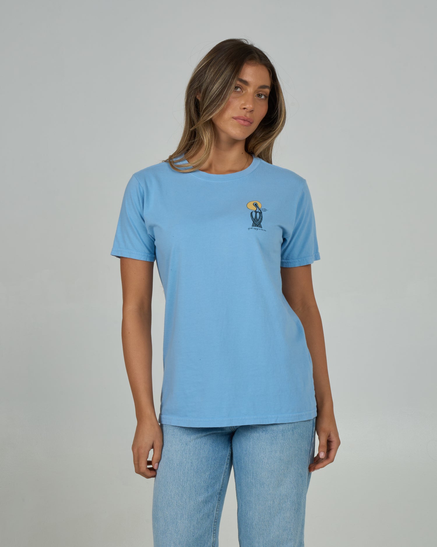 Front view of the Geo Pelican Boyfriend Tee - Marine Blue. 