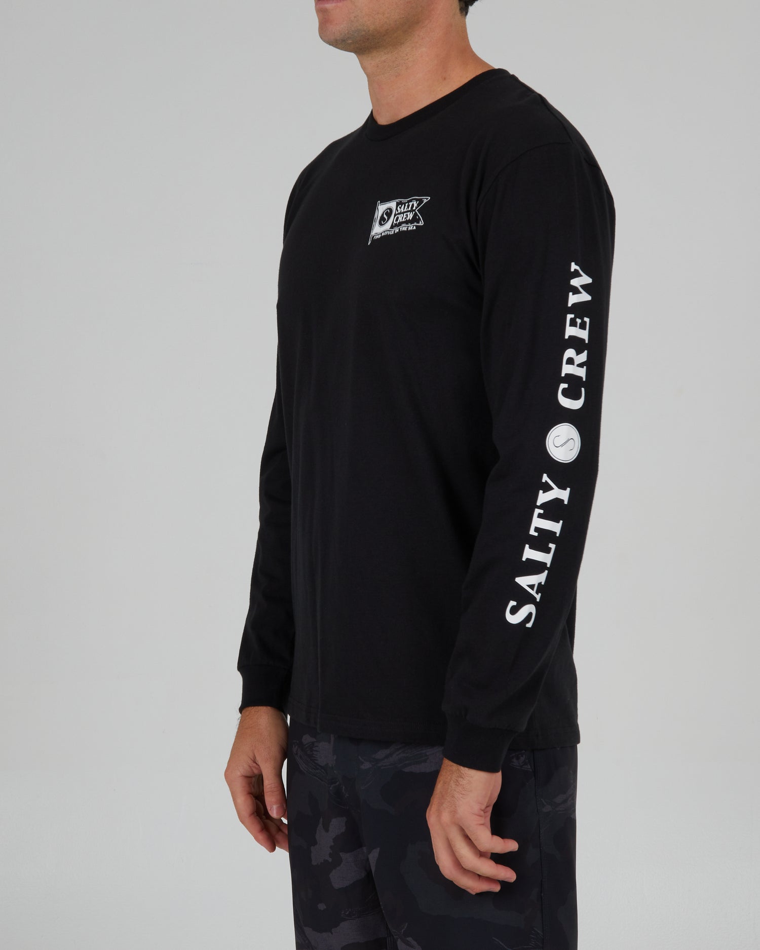 front angled Pennant Black L/S Premium Tee