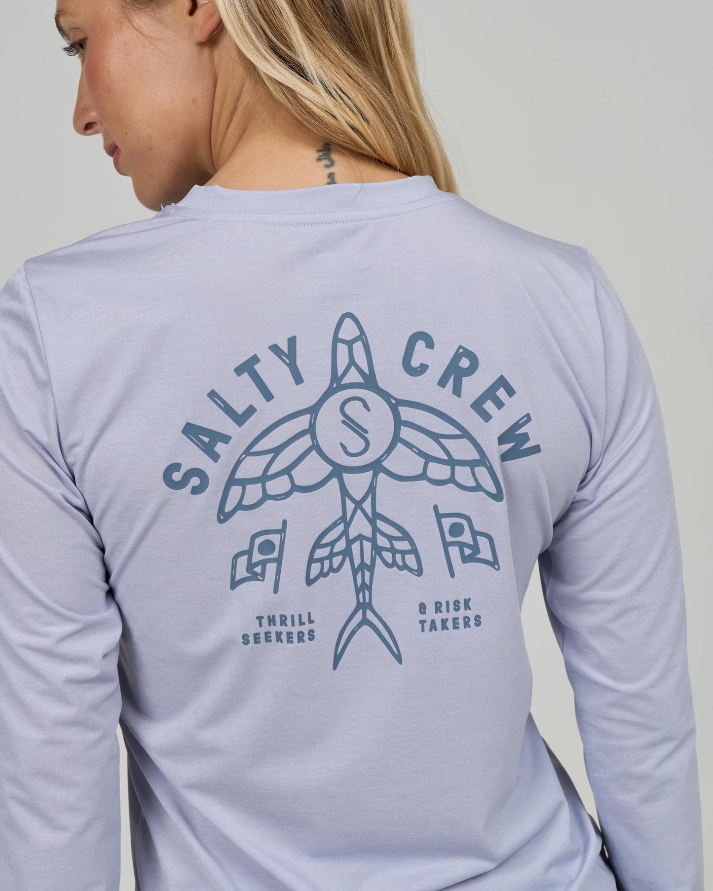 Close up back view of the Flying High Sunshirt - Fog. 