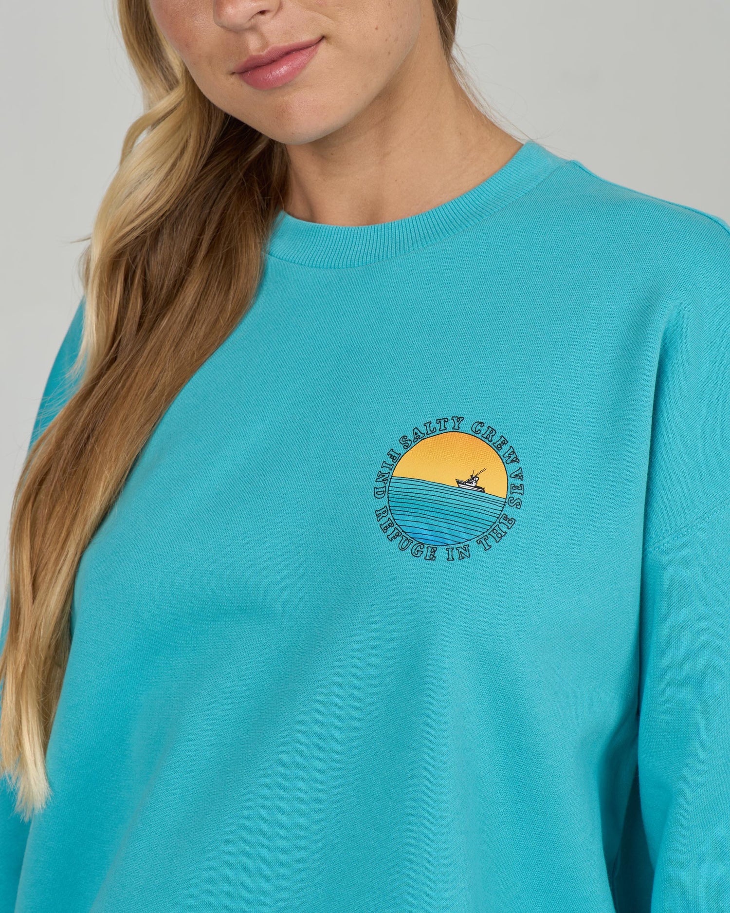Close up front view of the Sunset Crew - Turquoise. 