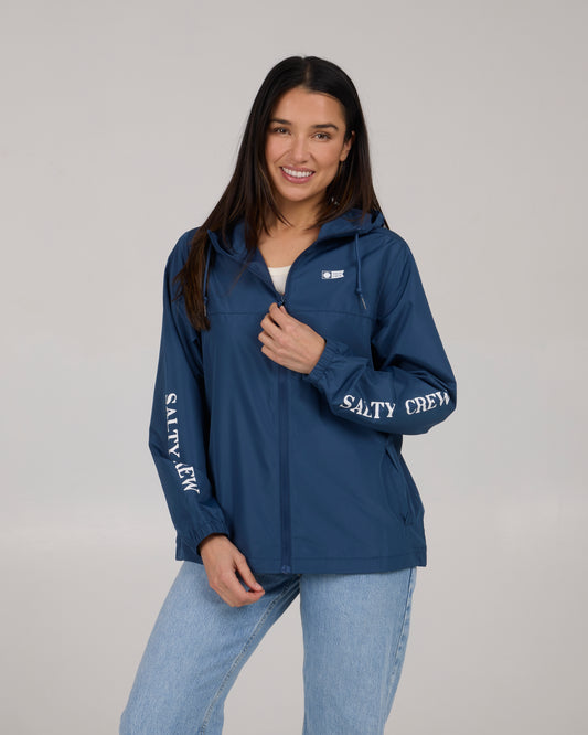 On body front view of Frits Windbreaker - Denim Blue