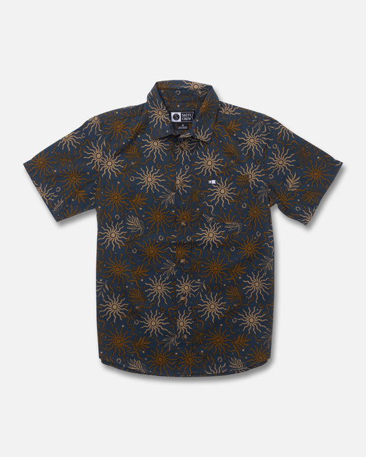 Front view of the Session Button Up - Midnight Navy. 