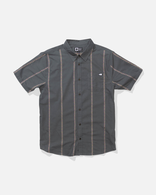 Front view of the Parker Button Up - Monument. 
