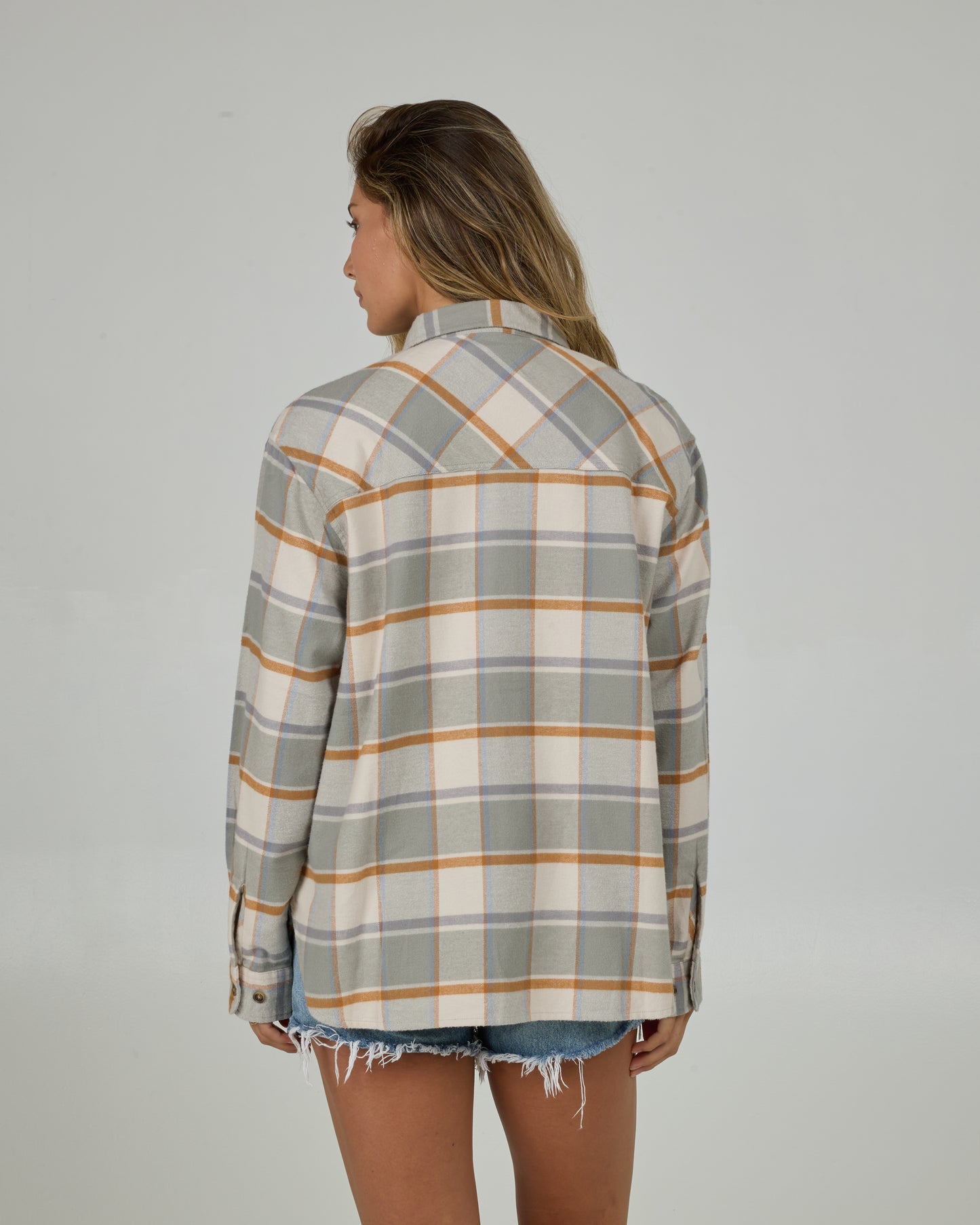 Back view of the Shore Break Flannel - Clay Grey. 