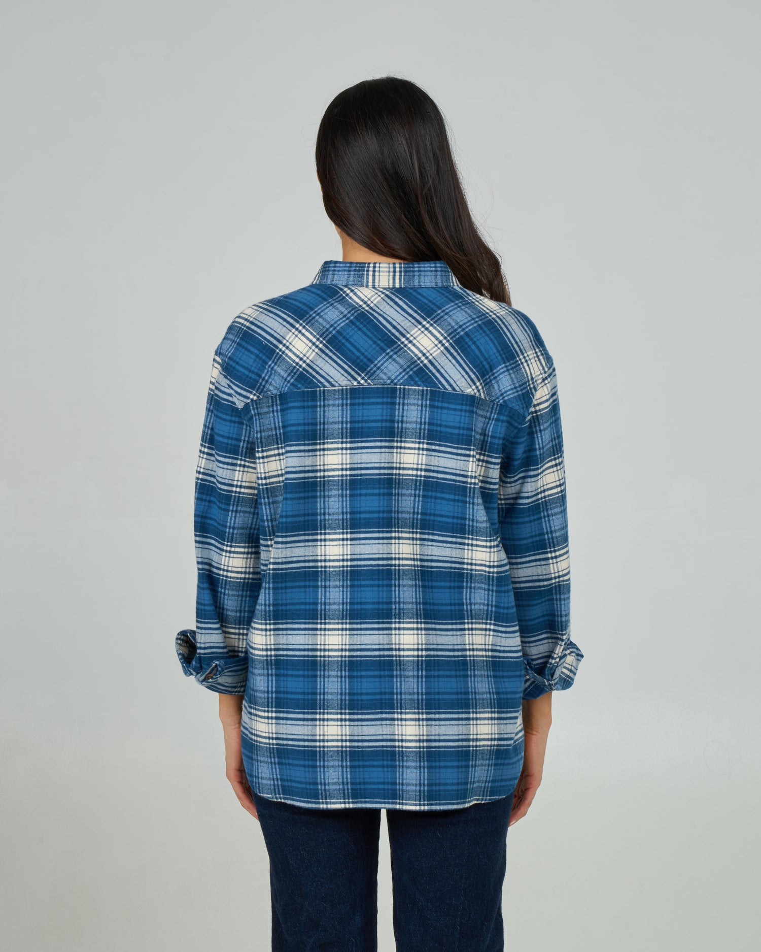 Back view of the Shore Break Flannel - Midnight Navy. 
