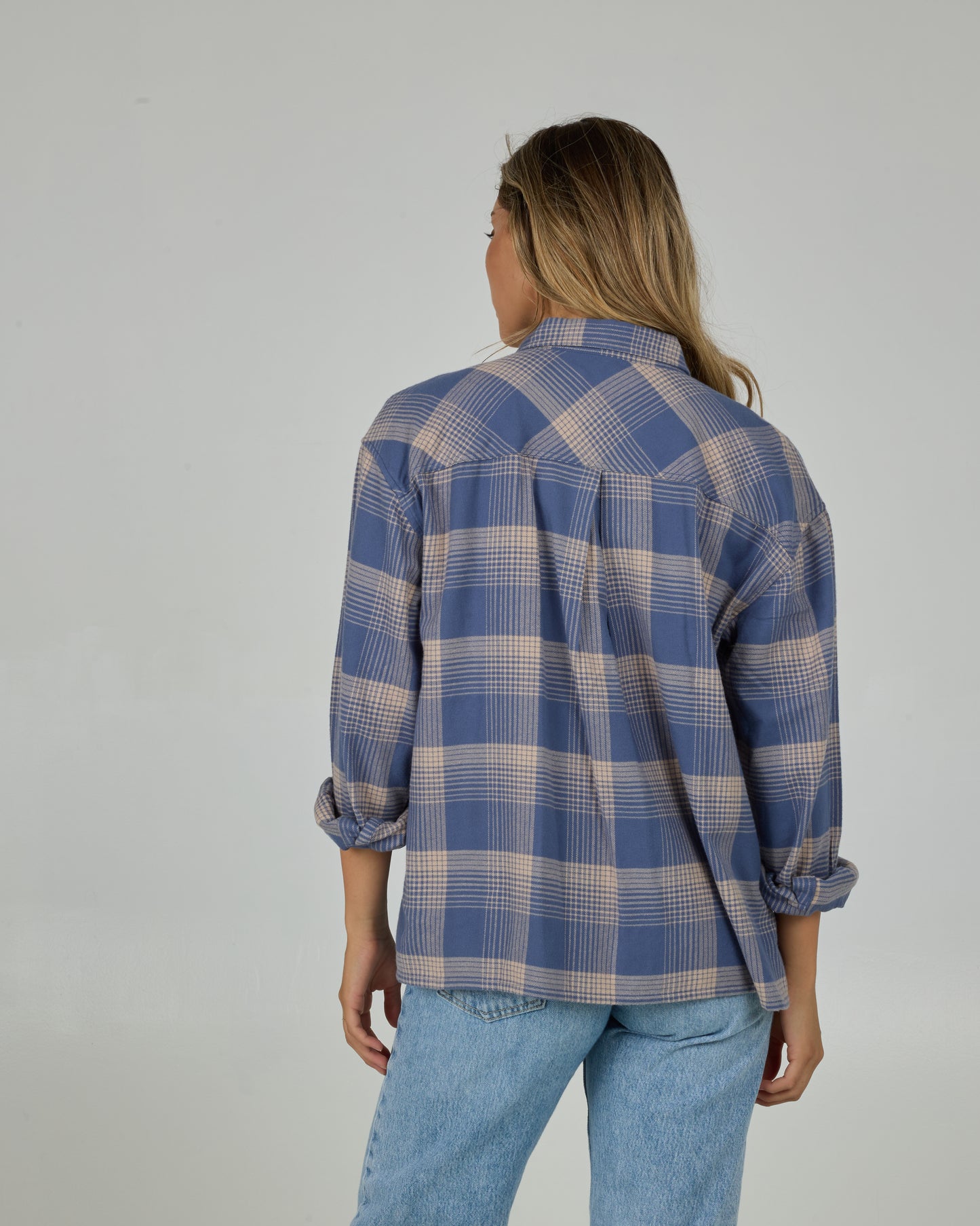 Back view of the Nomad Flannel  - Dusty Blue. 
