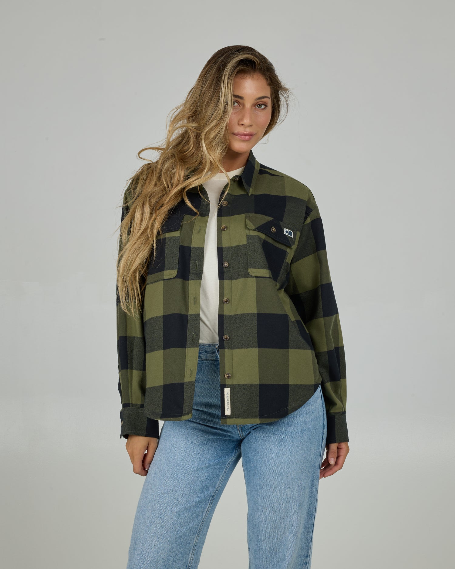 Front view of the Fathom Flannel - Olive. 