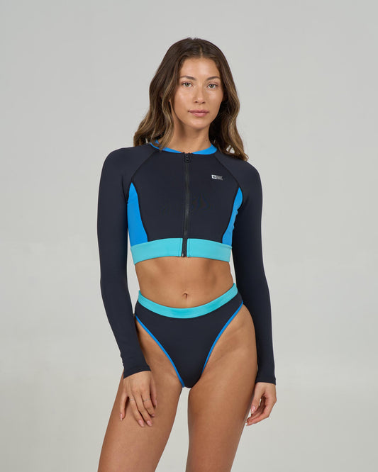 Front view of the Surf Break Rashguard - Black. 