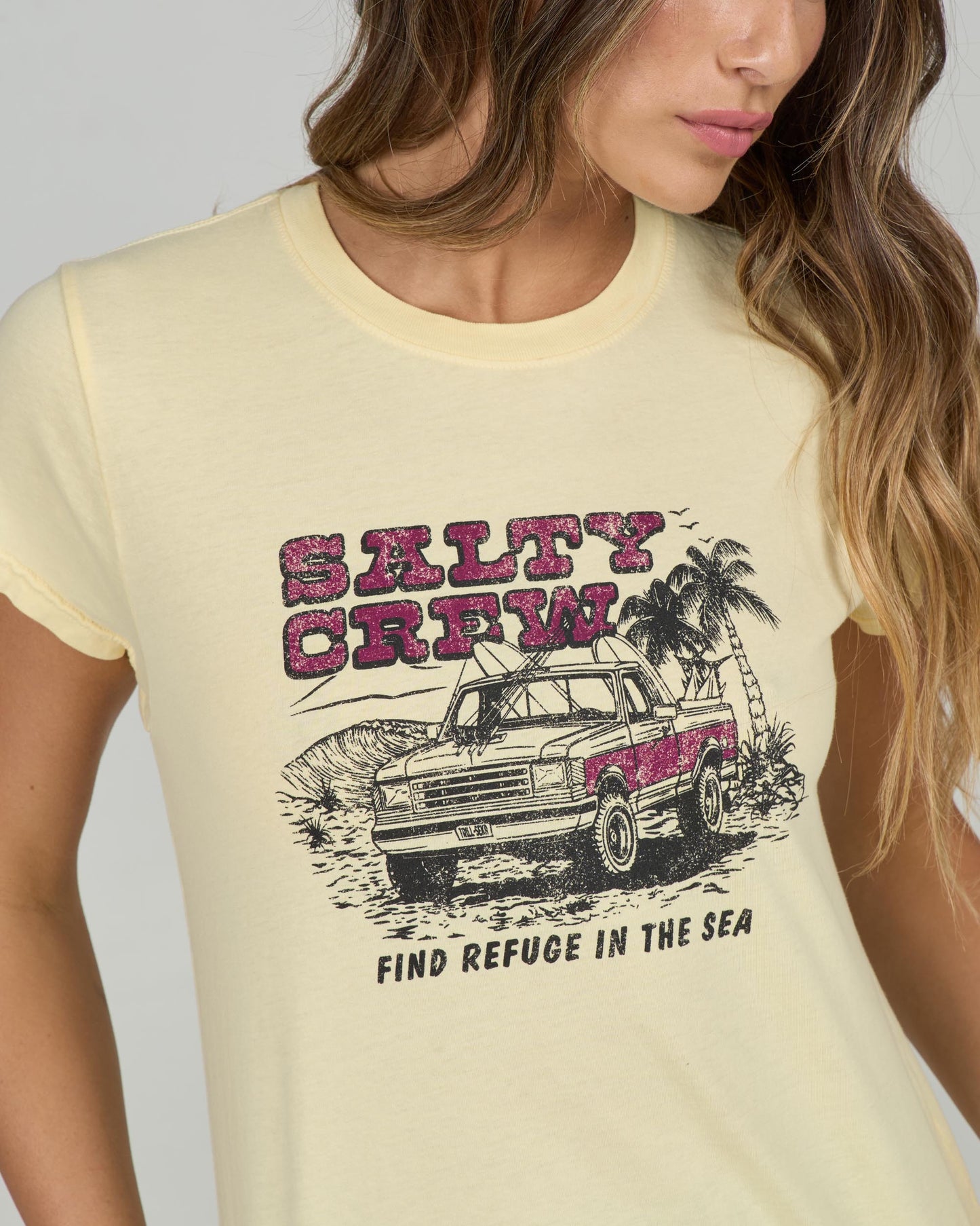 Close up front view of the Truck Stop Modern Tee - Sunshine. 