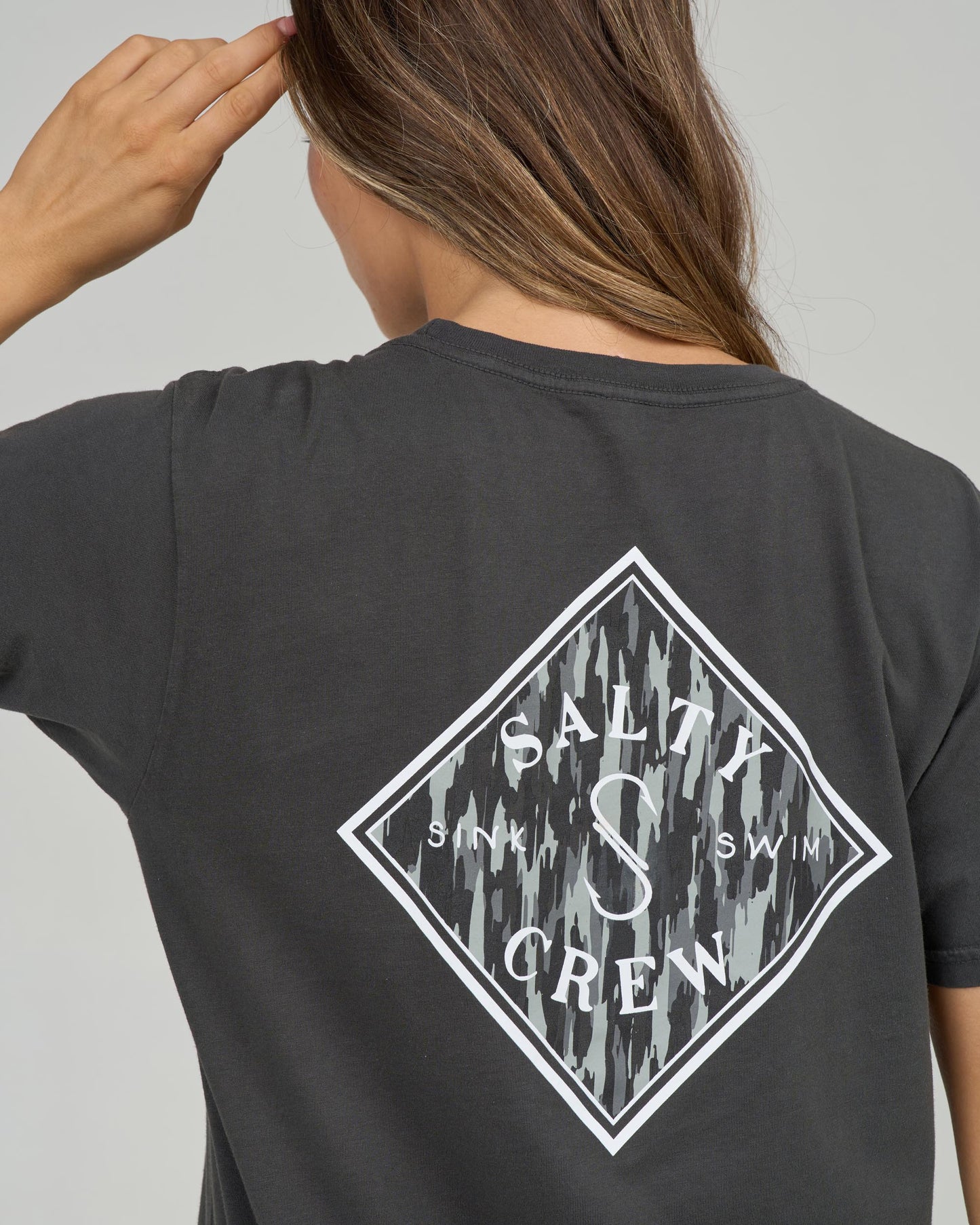 Close up back view of the Tippet Boyfriend Tee - Charcoal. 