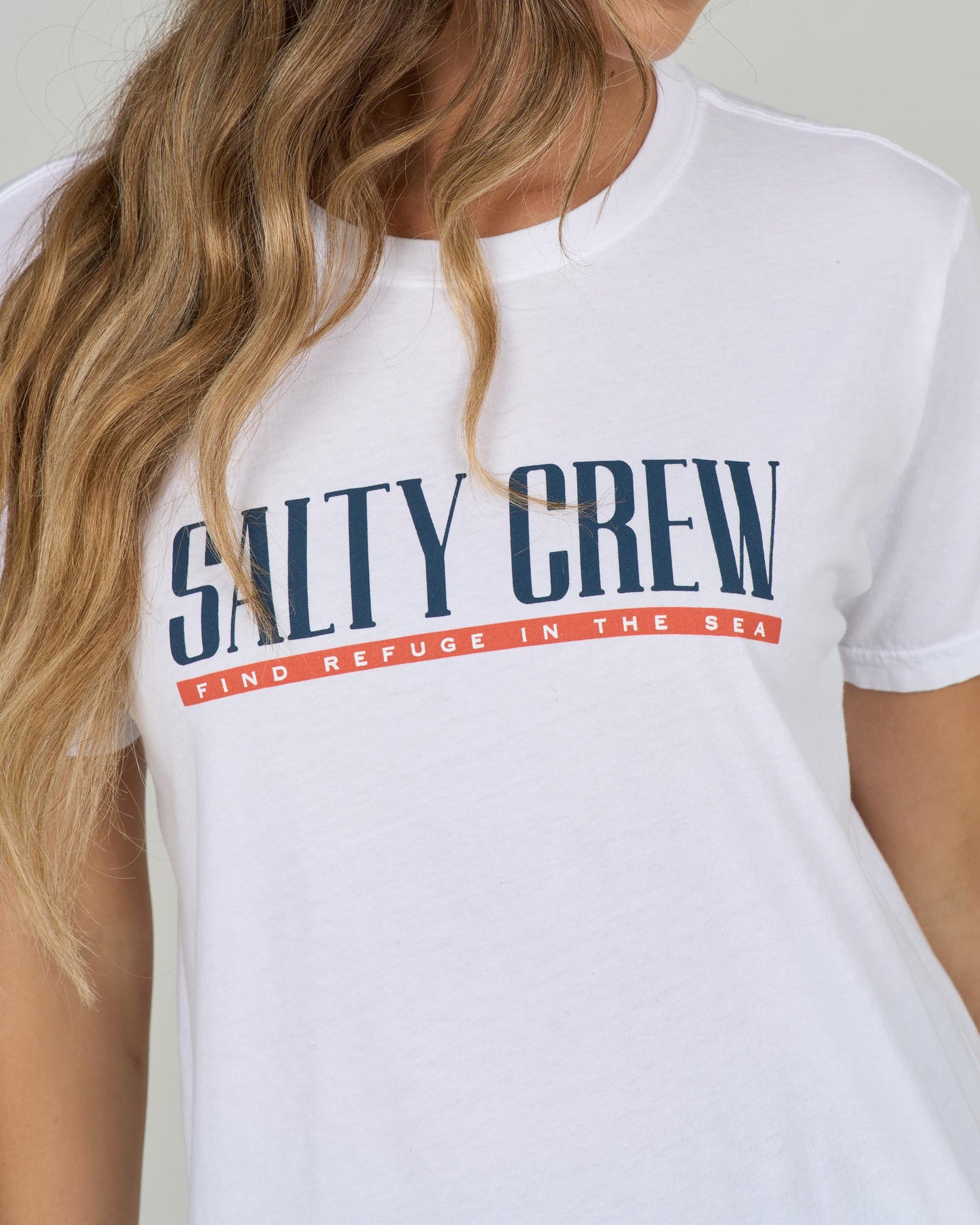 Close up front view of the Marlin Paradise Boyfriend Tee - White. 