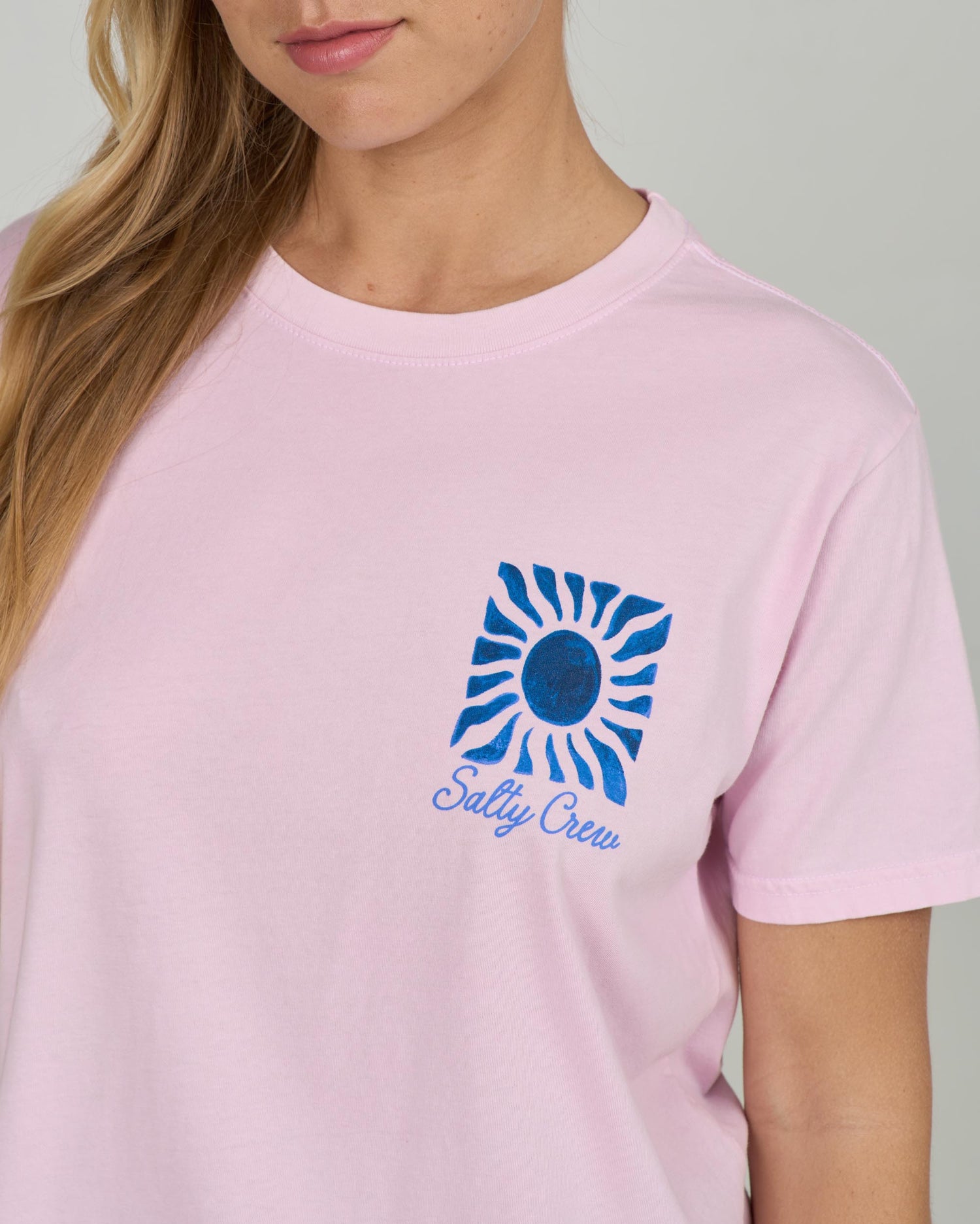 Close up front view of the Sunblock Boyfriend Tee - Pink Skies.