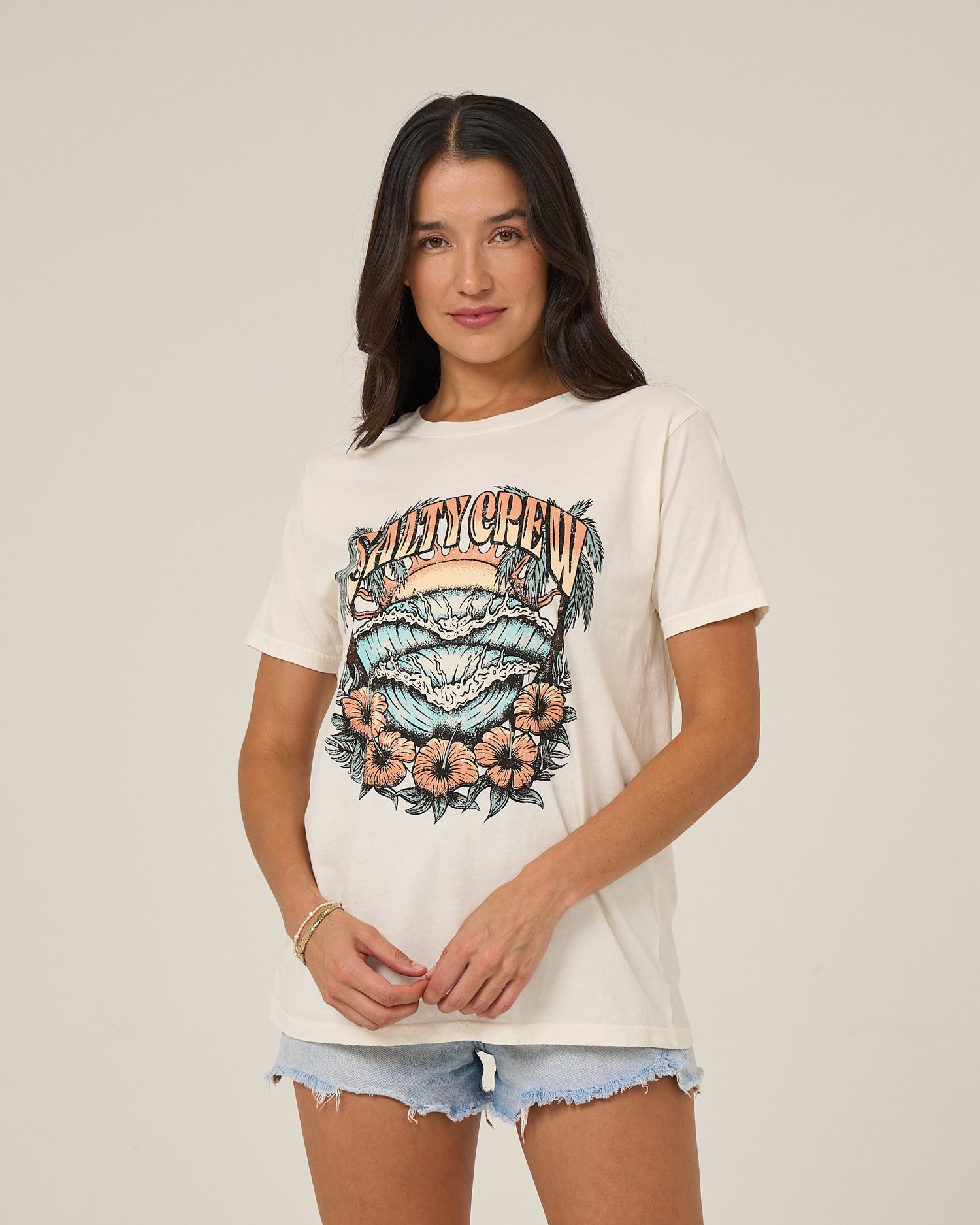 Front view of the SC Tour Boyfriend Tee - Off White. 