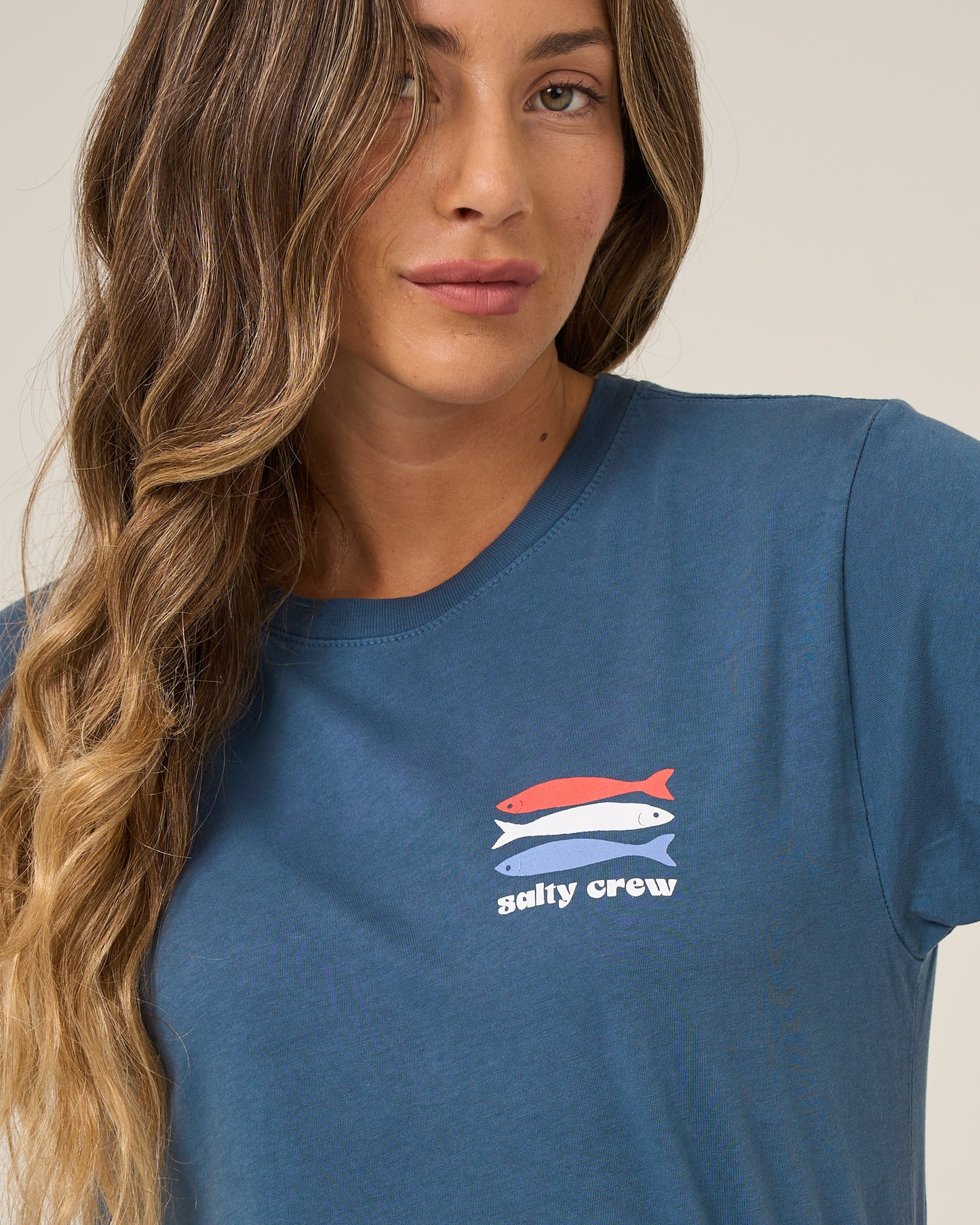 Close up front view of the American Catch Boyfriend Tee - Midnight Navy. 