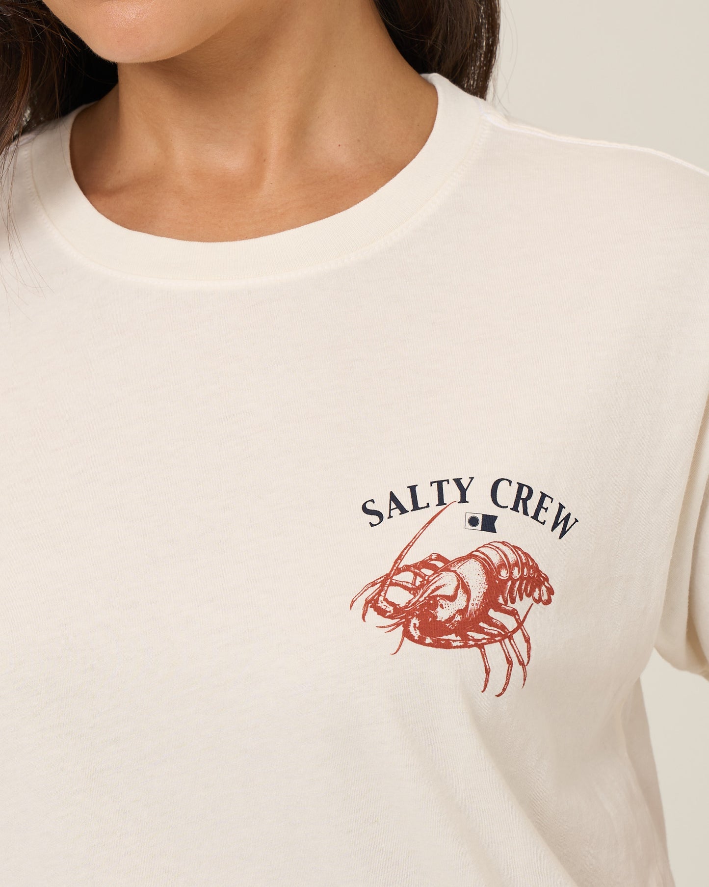 Close up front view of the American Catch Boyfriend Tee - Off White. 