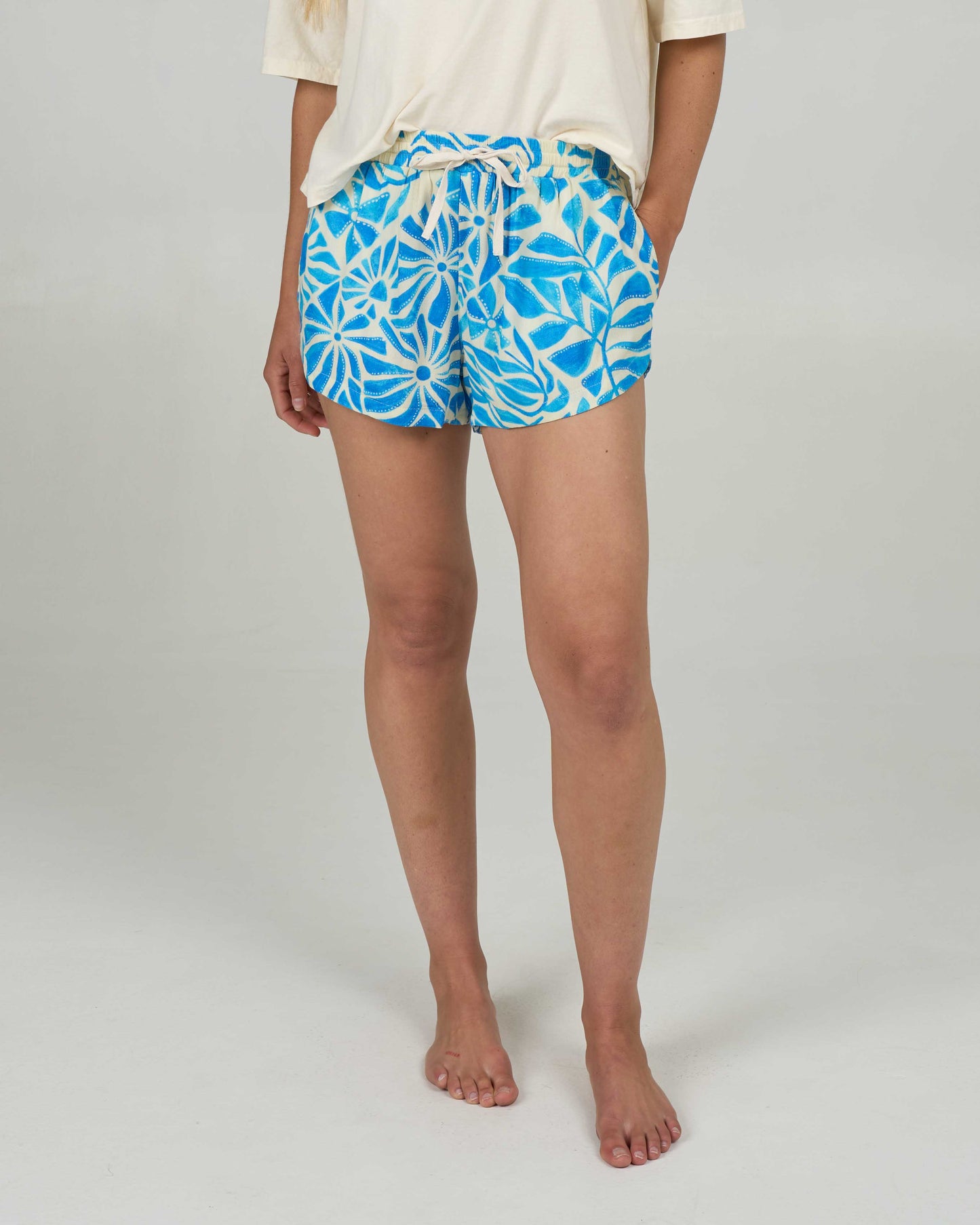 Front view of the Palapa Printed Short - Bold Blue. 
