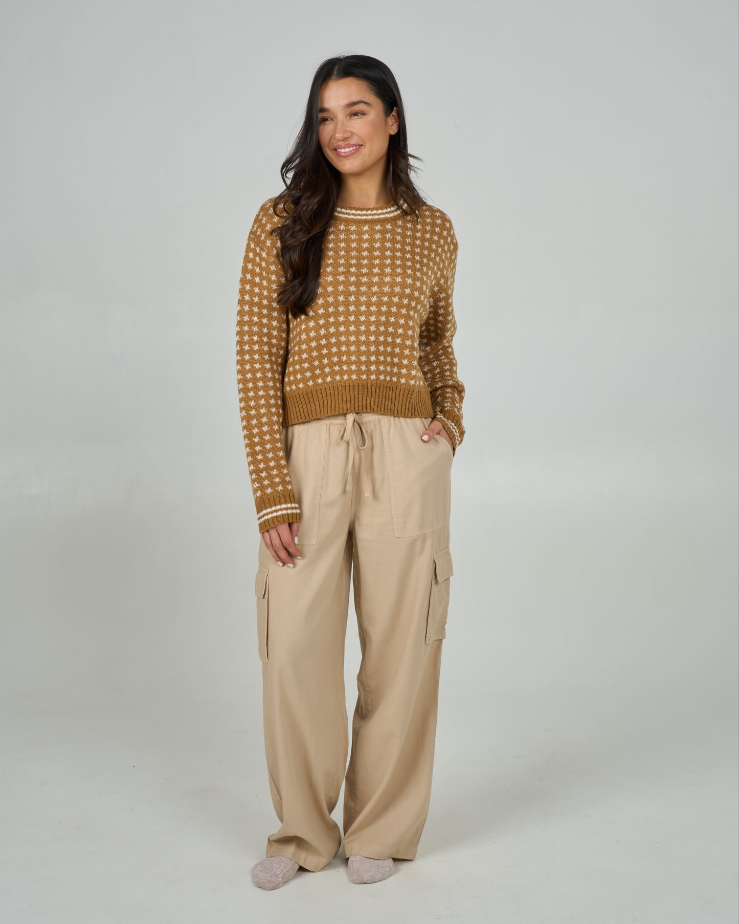 On body front view of the Driftwood Pant - Sand Dune. 
