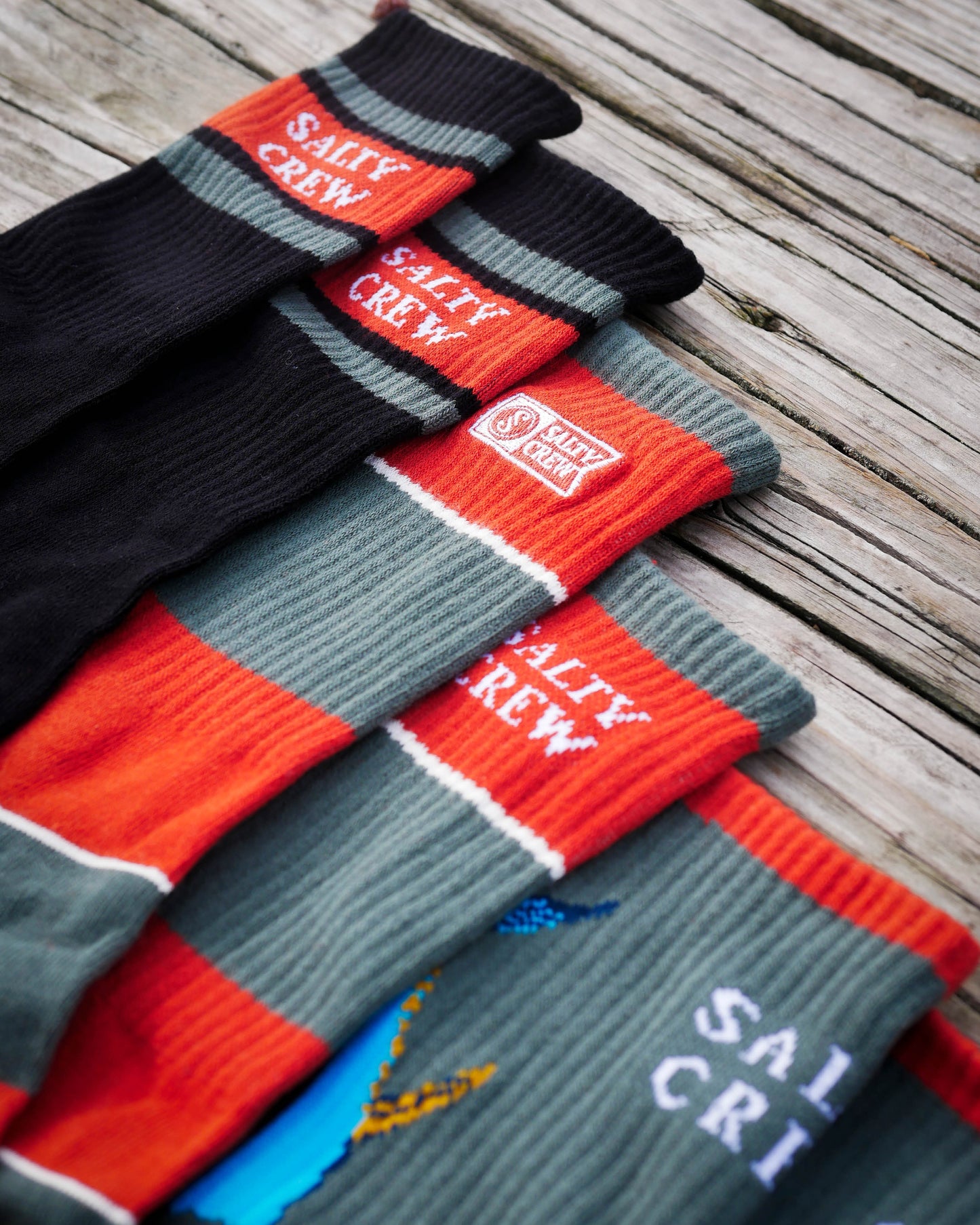 details of Yuletide Holiday Sock Box - Assorted