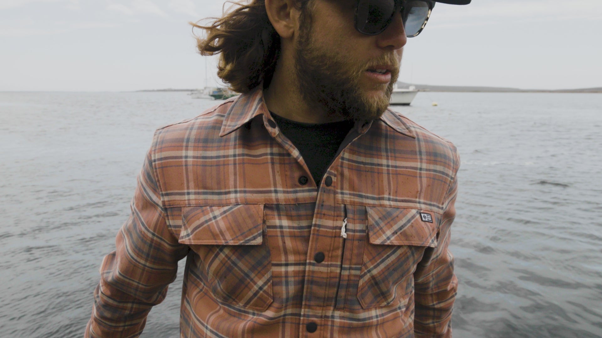 Video with Connor Coffin talking about the Fathom Tech Flannel. 
