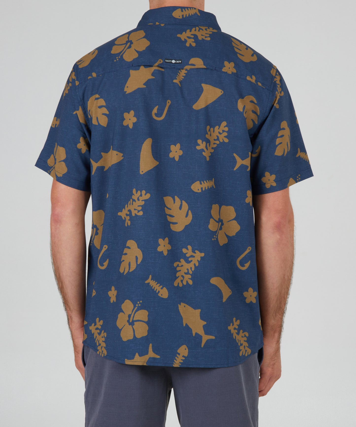 back view of Shoots Navy S/S Tech Woven
