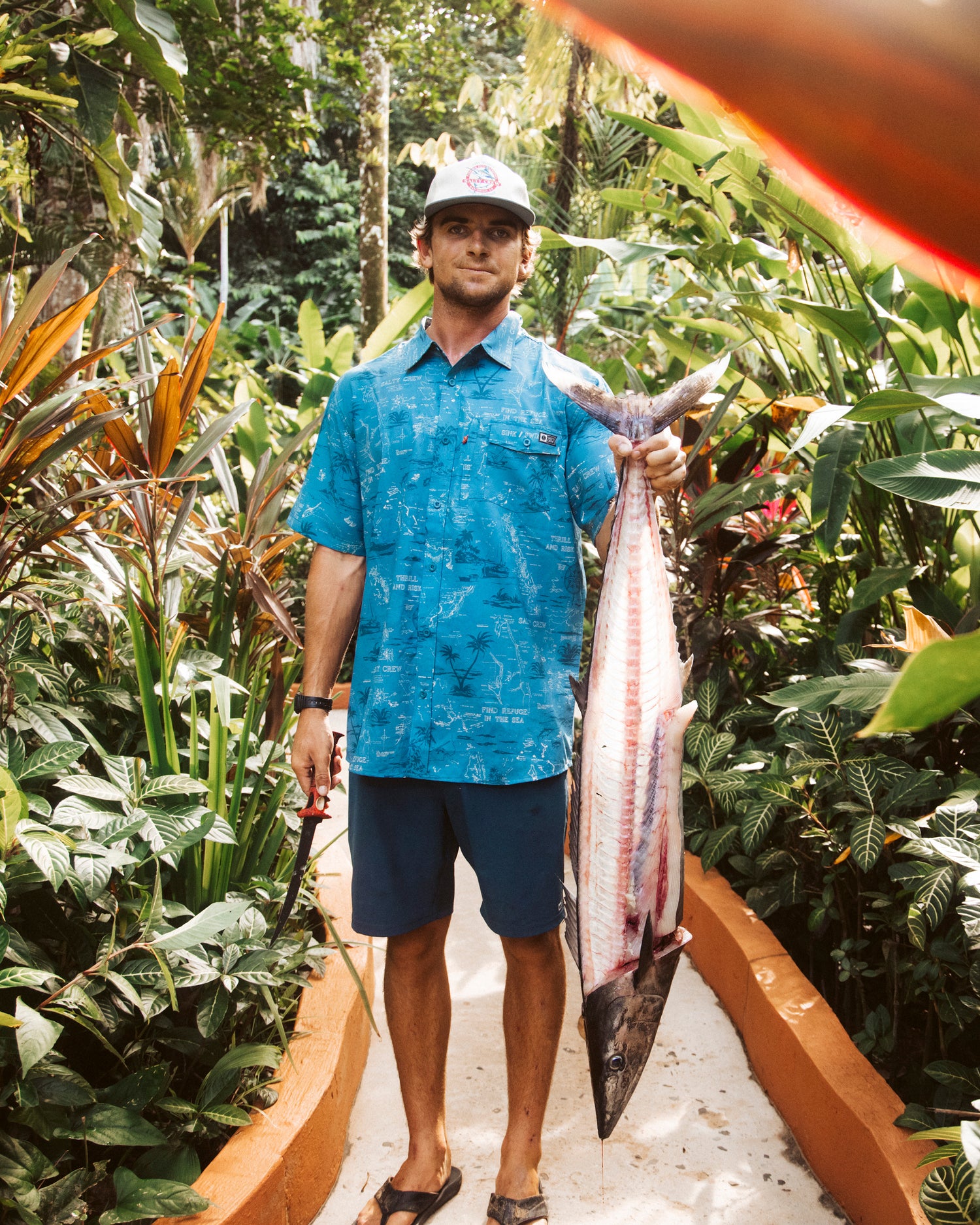 Lifestyle shot of the Seafarer Tech Woven - Slate. 