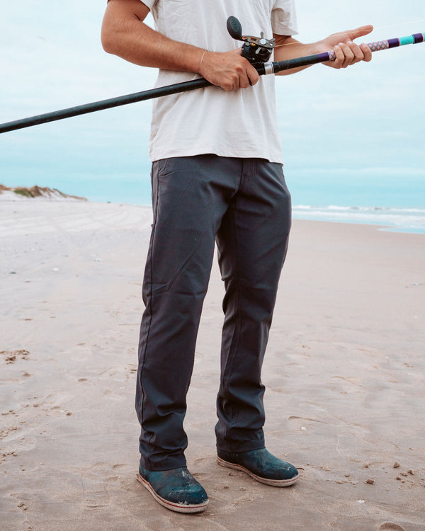 Front view of the Transom Tech Pants - Black. 