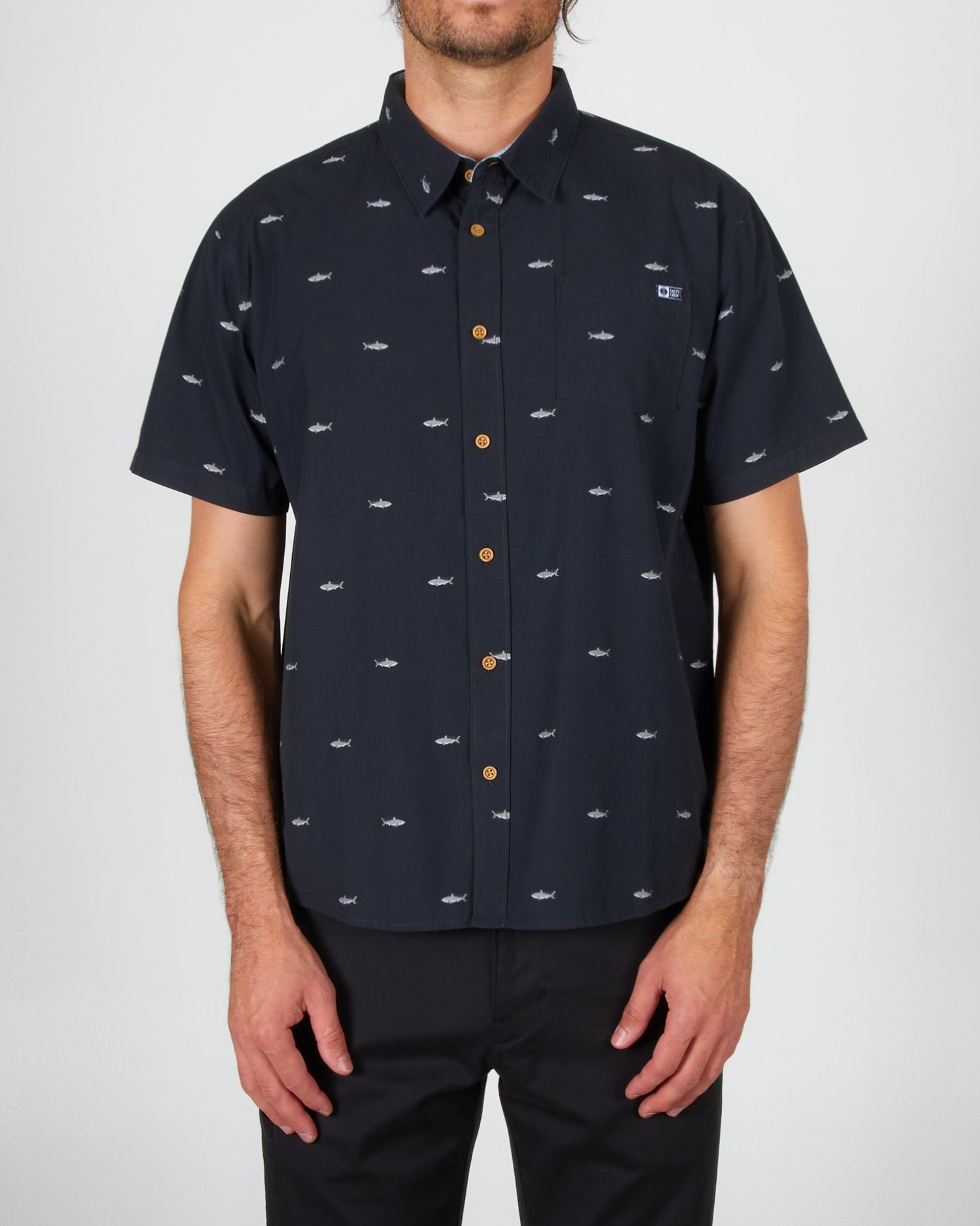 On body front view of the Bruce Black S/S Woven