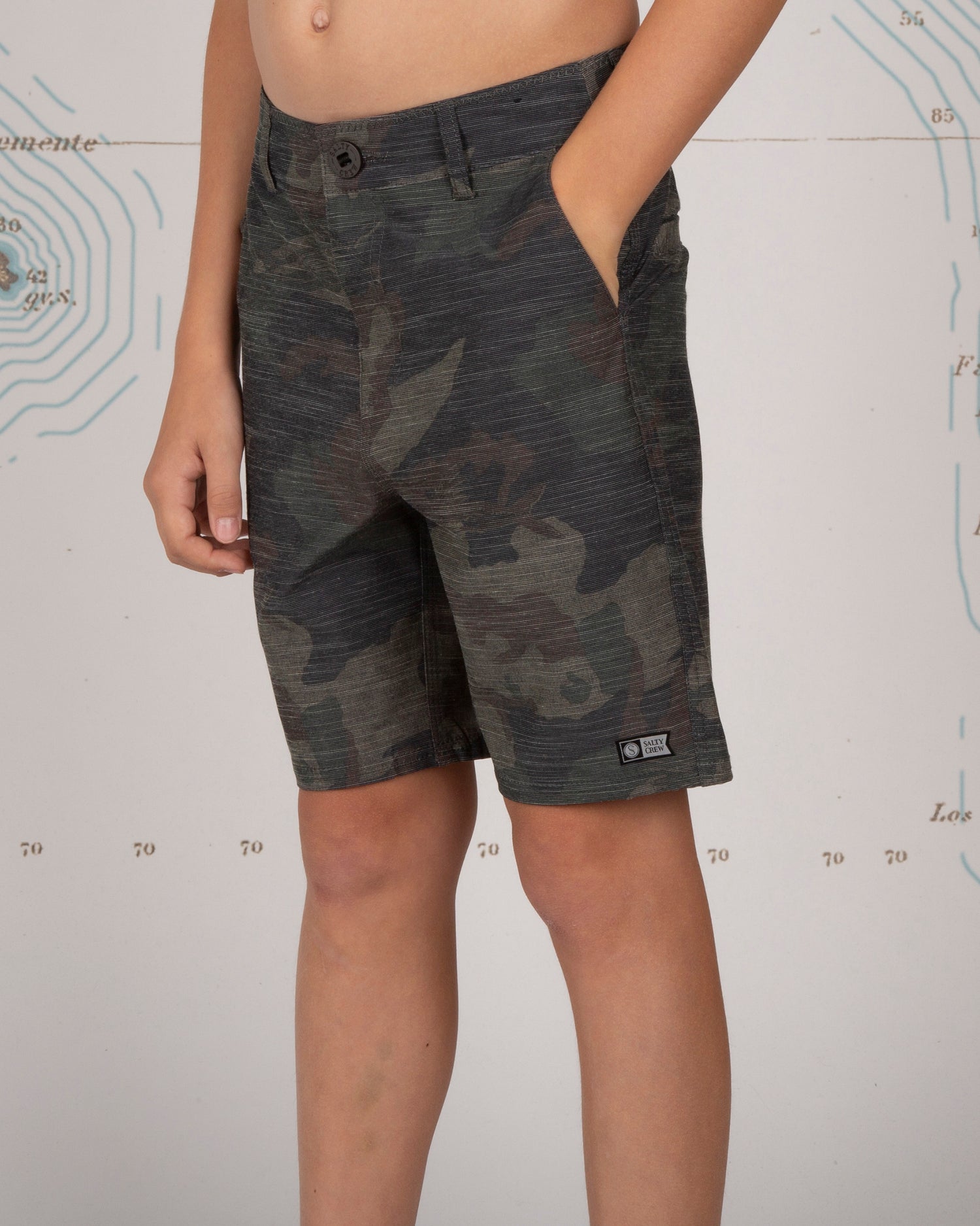 On body front angled of Drifter 2 Boys Camo Hybrid Short